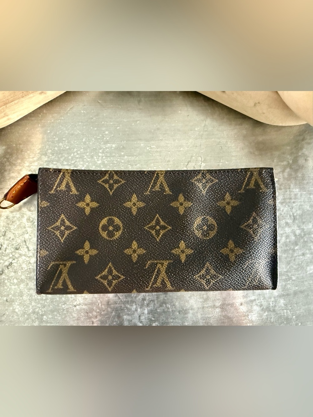 Vintage Louis Vuitton Brown Monogram Canvas Cosmetic Pouch - Authentic - Picture 3 of 14